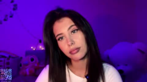 Dana online show from May 3, 8:26 pm