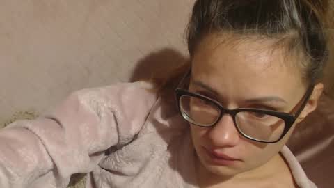 say meow and send tips  online show from November 2, 12:16 pm