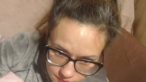 say meow and send tips  online show from November 19, 9:57 pm