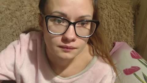 Snapshot of candylady136 chatting on December 4, 1:58 pm say meow and send tip online show from December 4, 1:58 pm
