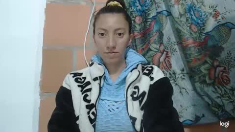 Snapshot of candymilfff chatting on March 11, 2:42 am candymilfff online show from March 11, 2:42 am