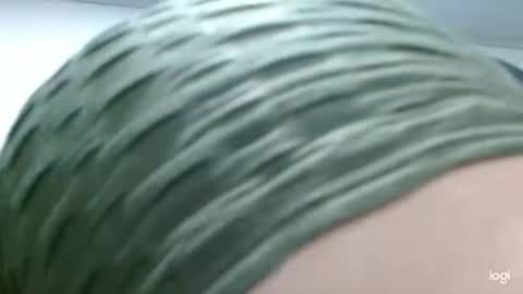 candymilfff online show from November 13, 10:12 pm