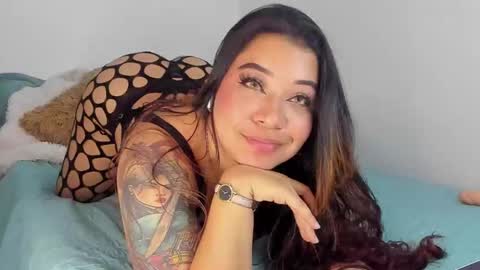 candyr0se_ online show from September 24, 6:42 am