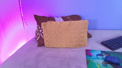 Isabella online show from January 16, 3:34 pm