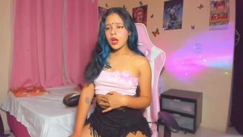 Canela online show from February 2, 1:12 am