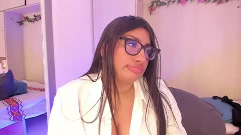 GABRIELA LOPEZ online show from February 24, 8:56 pm