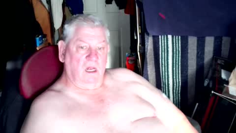 canoelicker69 online show from July 15, 11:48 am