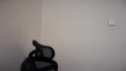 Emma online show from November 26, 7:05 am