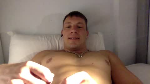 Snapshot of capt_oliver chatting on January 21, 5:41 pm follow my twitter online show from January 21, 5:41 pm