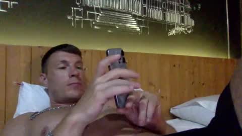 Snapshot of capt_oliver chatting on February 8, 5:39 pm follow my twitter online show from February 8, 5:39 pm