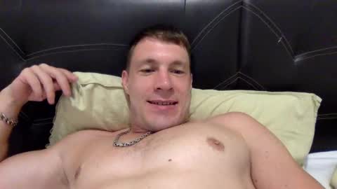 Snapshot of capt_oliver chatting on January 16, 5:44 pm follow my twitter online show from January 16, 5:44 pm