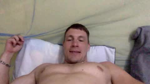 Snapshot of capt_oliver chatting on January 23, 7:29 pm follow my twitter online show from January 23, 7:29 pm