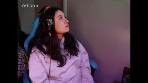 cara890713 online show from February 5, 8:21 am