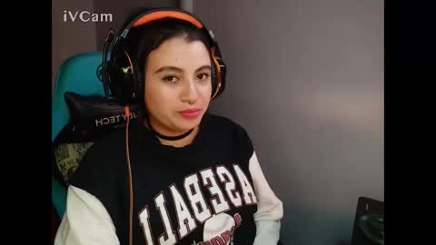 cara890713 online show from January 16, 9:59 am