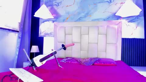 Cara  online show from December 17, 2:35 pm