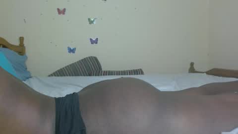 caramelebony_ online show from February 11, 3:29 am