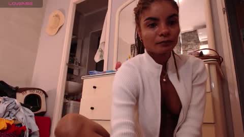 carolina online show from November 12, 8:55 pm