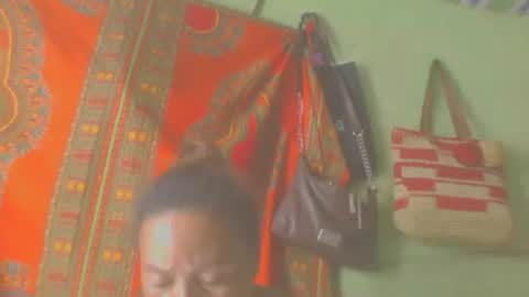 Snapshot of carinesexy69 chatting on March 4, 11:40 am carinesexy69 online show from March 4, 11:40 am