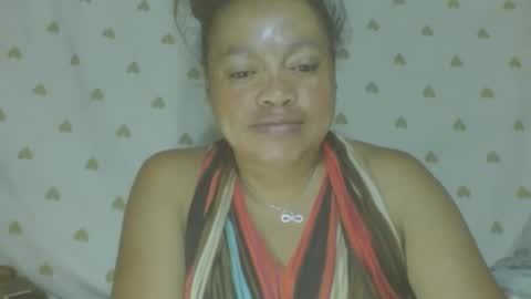 carinesexy69 online show from May 19, 2:07 am
