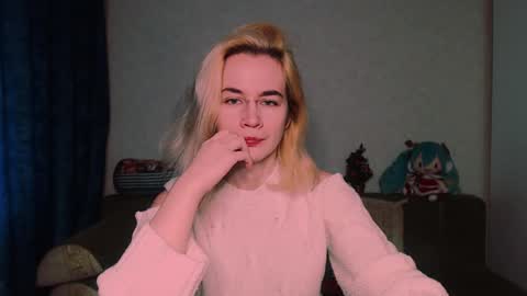 Snapshot of carinfox chatting on February 14, 6:02 am Carin online show from February 14, 6:02 am