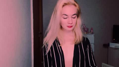 Carin online show from October 11, 5:23 am