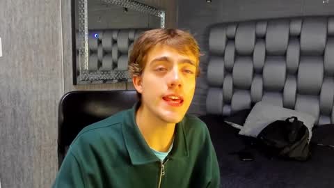 carl_gibson online show from September 16, 7:22 am