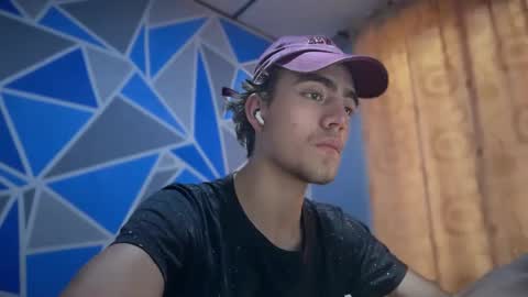carl_gibson online show from September 8, 6:40 pm