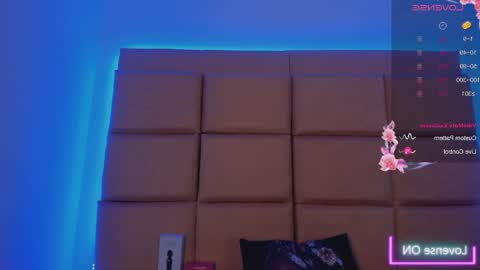 carla__js online show from May 21, 7:31 pm
