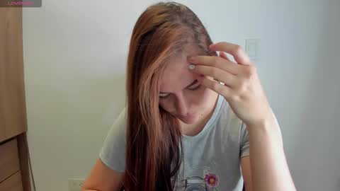 Snapshot of carlaa_smith chatting on September 21, 8:35 pm Carla Smith online show from September 21, 8:35 pm