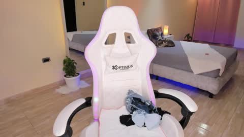 Alejandra online show from October 3, 2:32 am