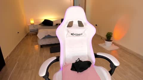 Alejandra online show from January 12, 4:31 am