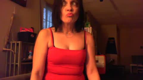 Snapshot of carleyquinn42183 chatting on December 1, 11:07 pm Carley online show from December 1, 11:07 pm