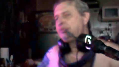 carlos712009 online show from March 17, 7:35 am