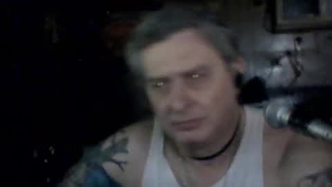 carlos712009 online show from April 15, 5:33 am