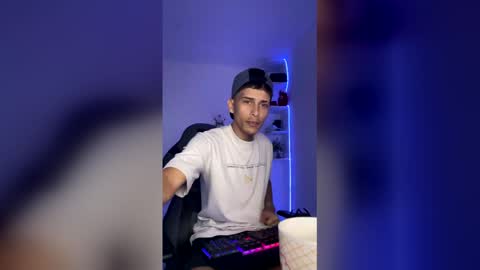 carlossmi01 online show from March 6, 2:16 pm