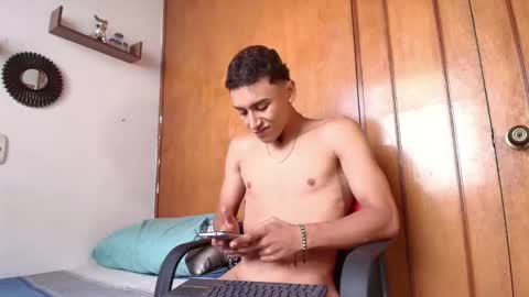 carloz_perez online show from October 29, 2:41 pm