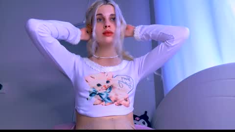 carmen__crybaby online show from September 16, 12:40 pm