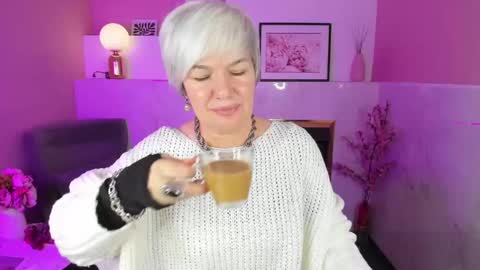 Carmen online show from March 4, 9:22 pm