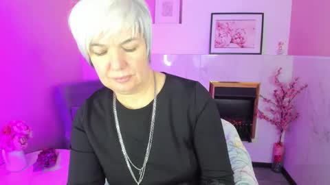 Carmen online show from October 18, 8:57 pm