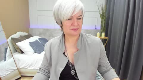 Carmen online show from January 25, 1:10 am