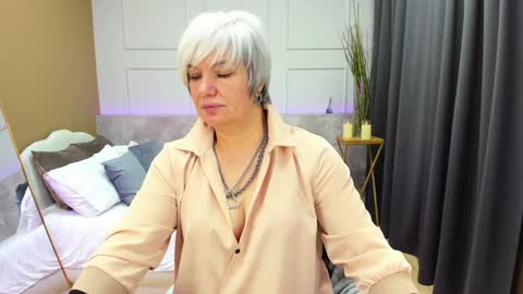 Carmen online show from February 2, 3:43 am