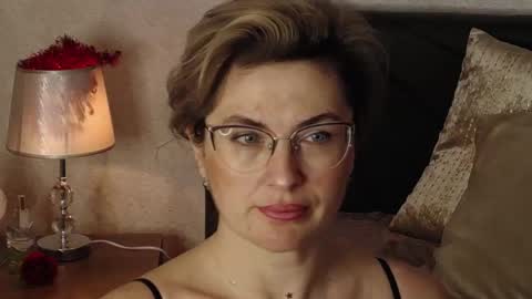 CaroJhones online show from February 2, 5:21 am