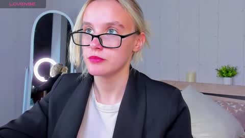 Carol online show from September 23, 9:36 am