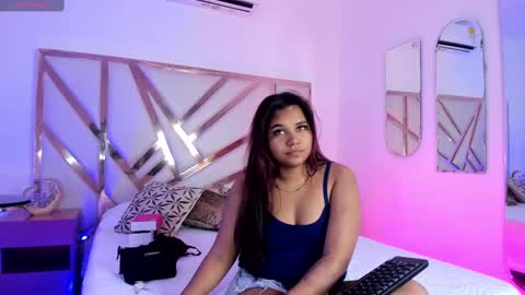 carolina evanss online show from March 12, 4:19 am