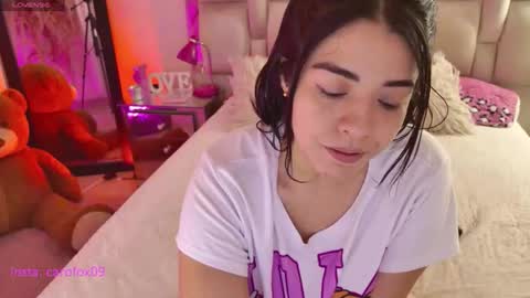 caroline online show from February 20, 5:18 am