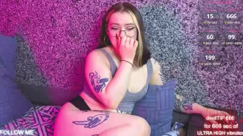 Ask me better xx online show from October 22, 2:19 pm