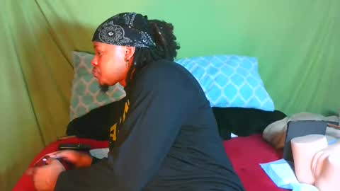 carolinayungin96 online show from October 21, 7:28 pm