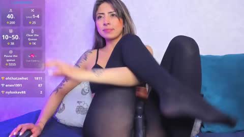  Caroline  online show from February 26, 2:38 pm