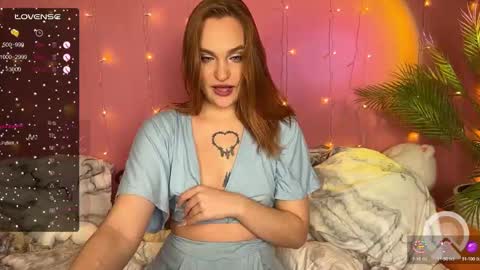Snapshot of caroline_kiparis chatting on February 20, 10:59 pm Caro online show from February 20, 10:59 pm