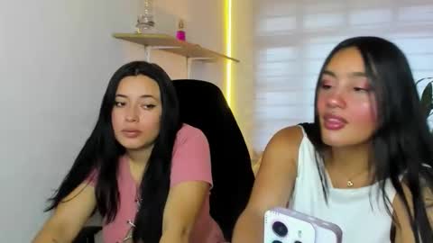 caroline_rodriguez_9 online show from December 5, 8:17 pm